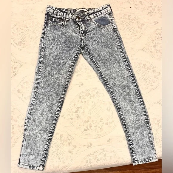 Angel 😇 Premium skinny jeans - EUC - Picture 3 of 4